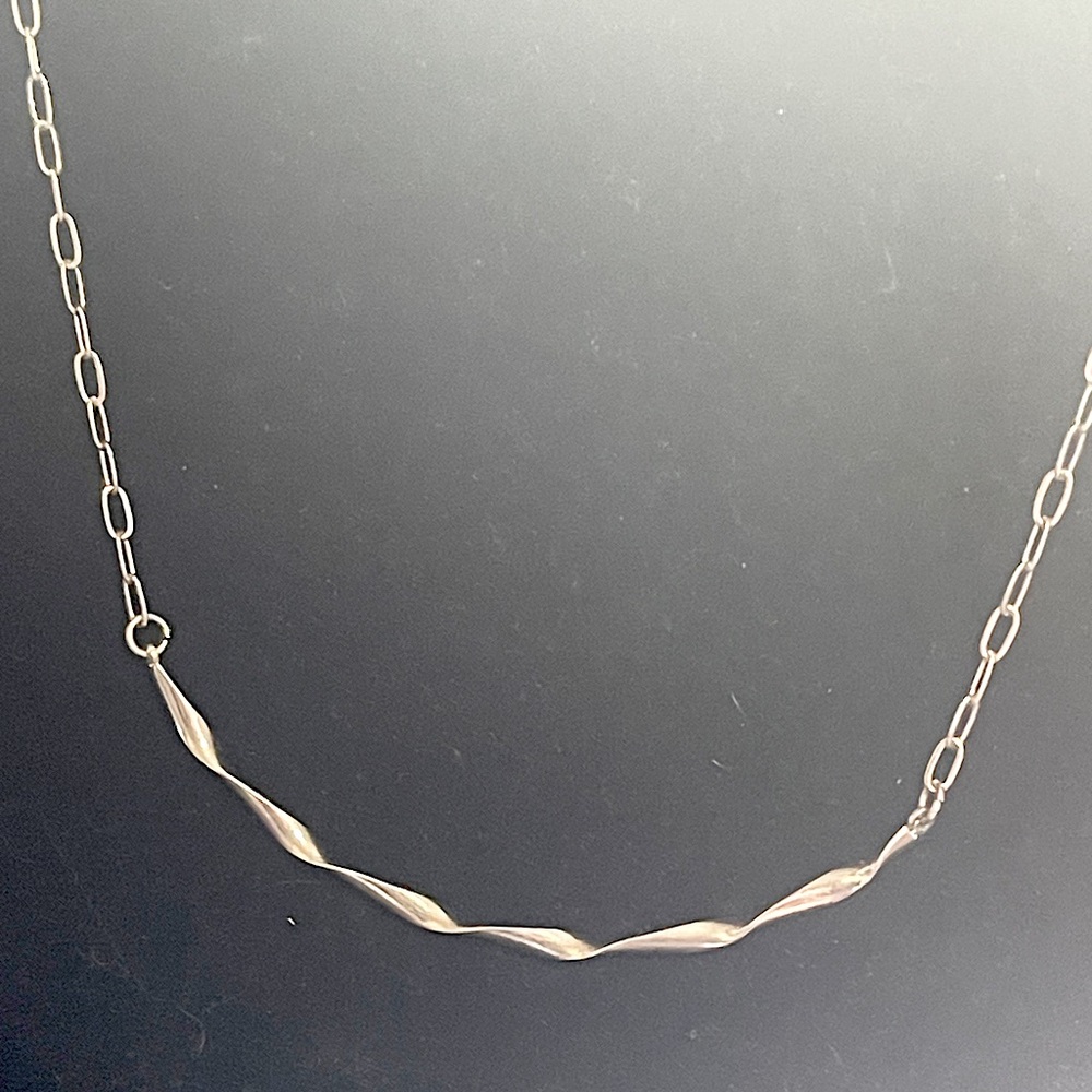 Elegant Chain Necklace
